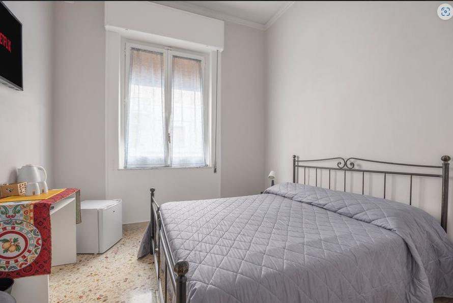 Double room at La Vecchia Palermo B&B